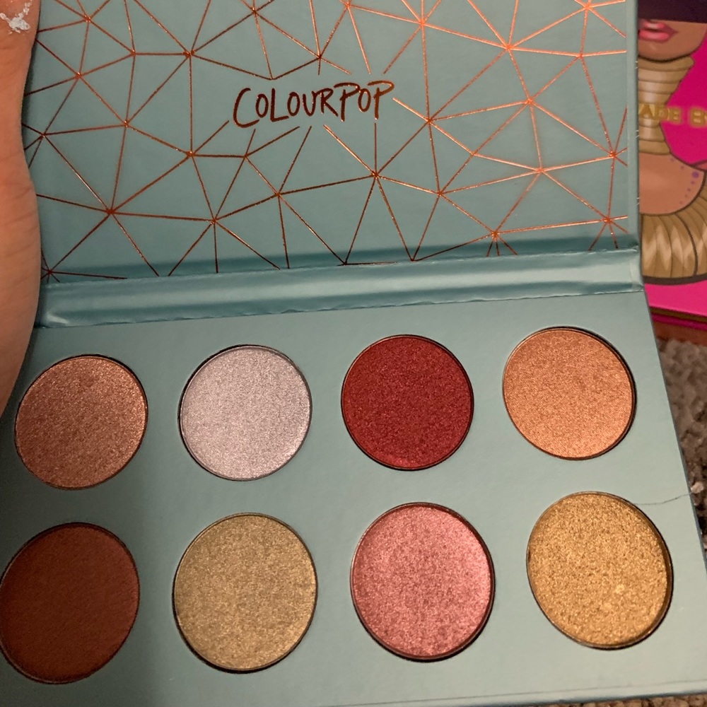 COLOURPOP BUNDLE.